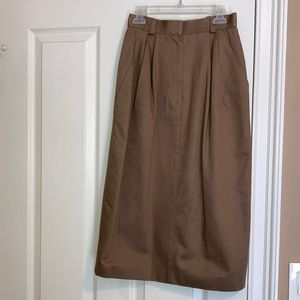 Petite khaki skirt. Anne Klein II